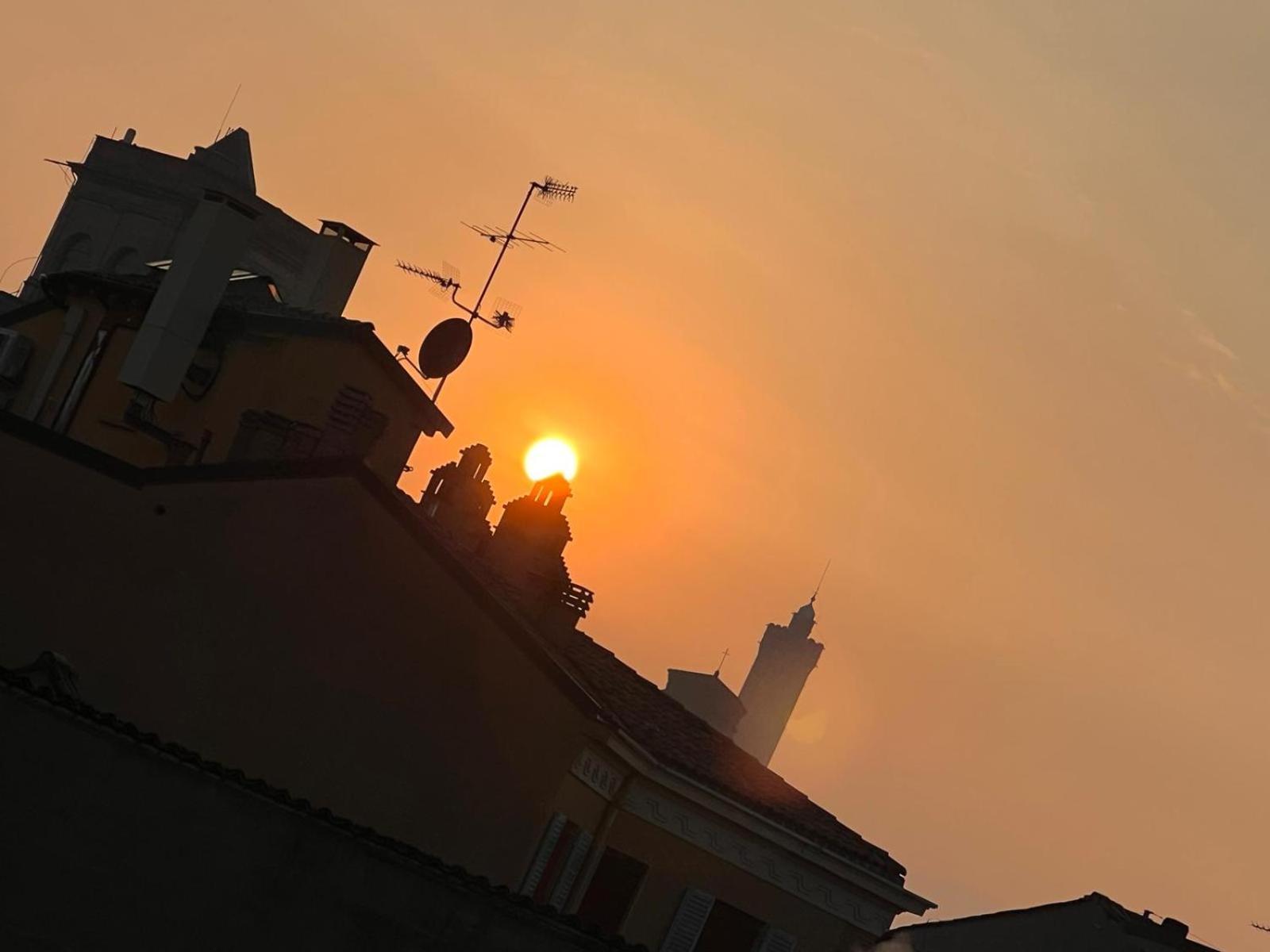 La Favolosa Casa Di Amelie Bologna Luaran gambar