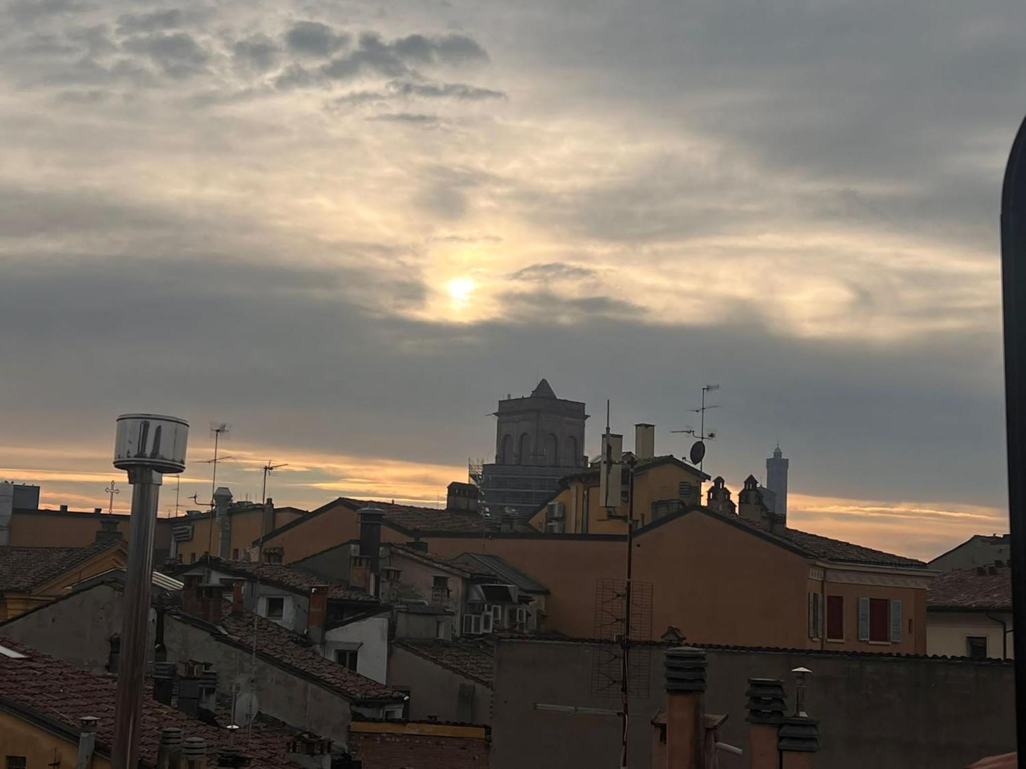 La Favolosa Casa Di Amelie Bologna Luaran gambar